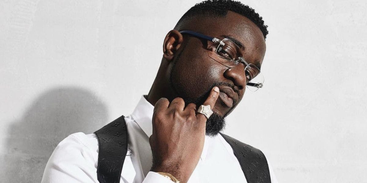 Cover Image for Ghanaian Sensation Sarkodie Releases Captivating Track Featuring Black Sherif